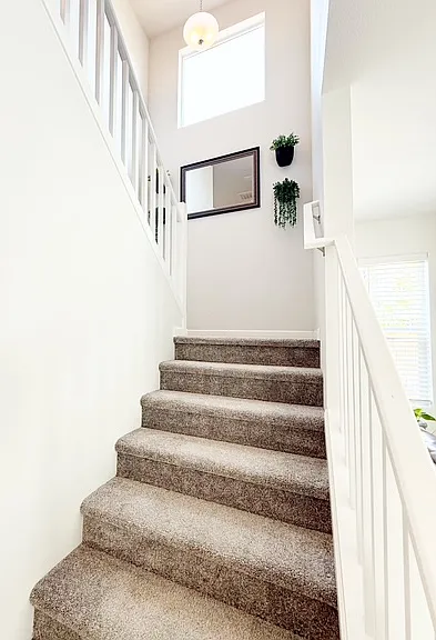 740 SE Nordmann Loop — Photo 24