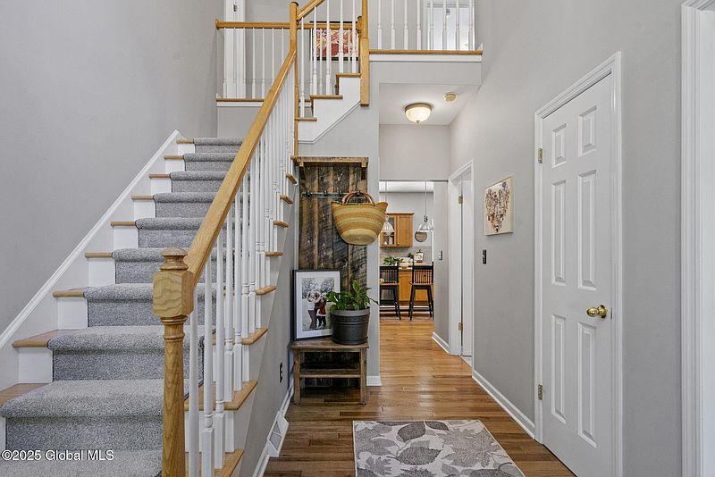 4th image of 7 Settlers Ridge S