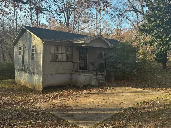 281 Pipkin Rd, Jackson, TN 38305