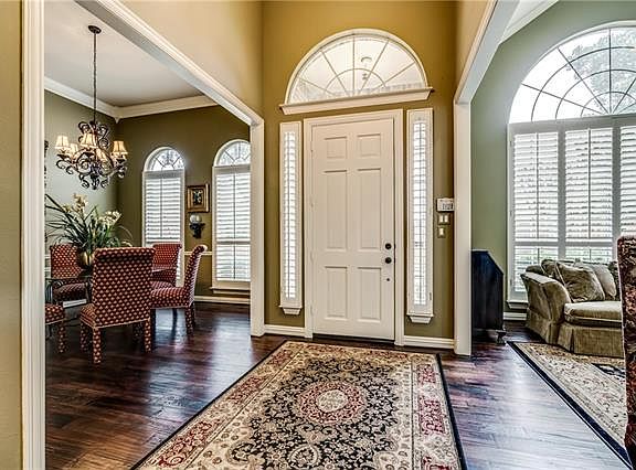 3rd image of 4432 Oak Knoll Dr