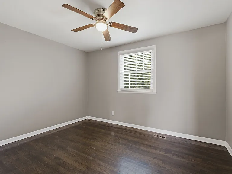 3241 Mayer Ln — Photo 10