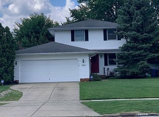 6444 S Canterbury Rd, Parma, OH 44129