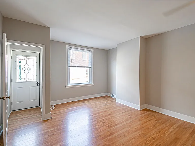 615 S Lecount St — Photo 24
