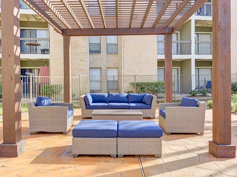 Magnolia Terrace Apartment Homes — Photo 14