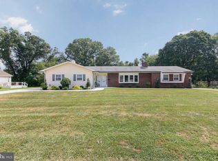 154 Lake Dr, Brooklawn, NJ 08030