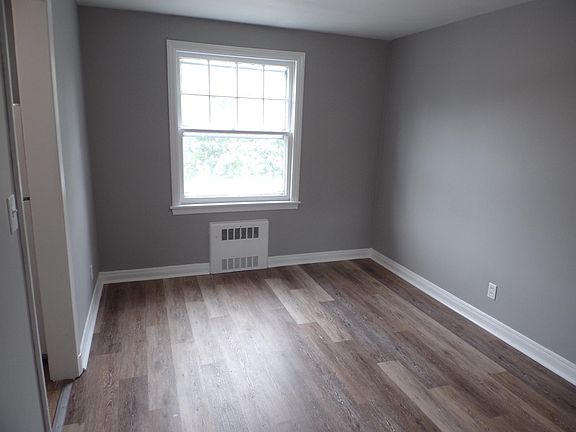 4th image of 270 Highland Pkwy #6