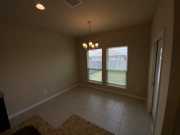 1228 Grand Oak Trl — Photo 18