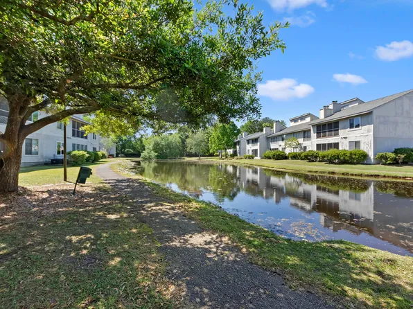 607 Waterwood Dr, Goose Creek, SC 29445