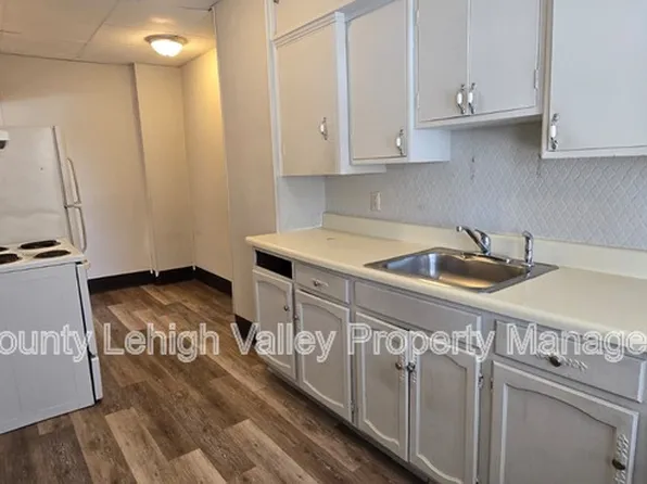 708 Linden St, Bethlehem, PA 18018