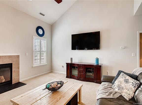 4th image of 109 Briarwood Ln