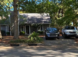 1943 White Hollow Drive, Greenville, NC 27858