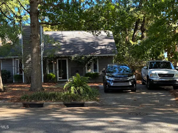 1943 White Hollow Drive, Greenville, NC 27858