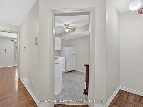3rd image of 158 Galloway Rd #1B