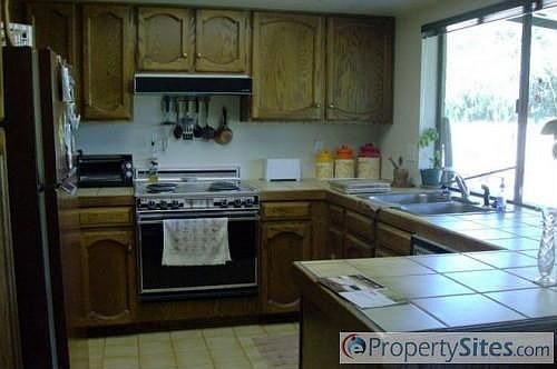 2nd image of 16621 N 35th Dr