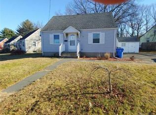 112 Surrey Dr, Bristol, CT 06010