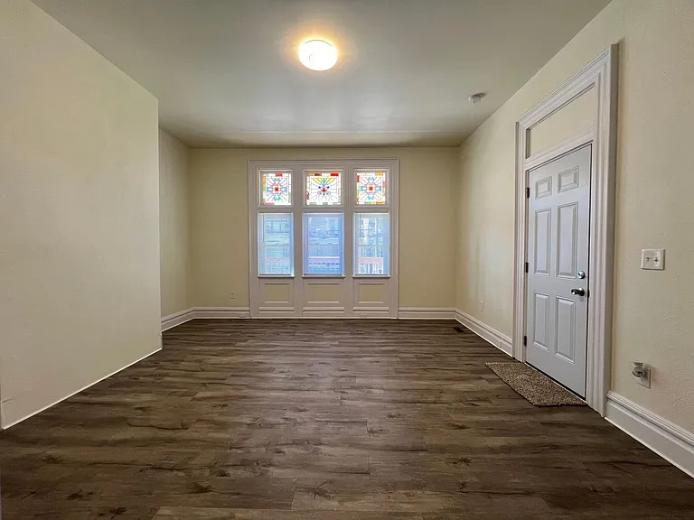 2217 Spring St #1 — Photo 21