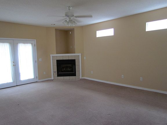 4th image of 4530 White Point Ct