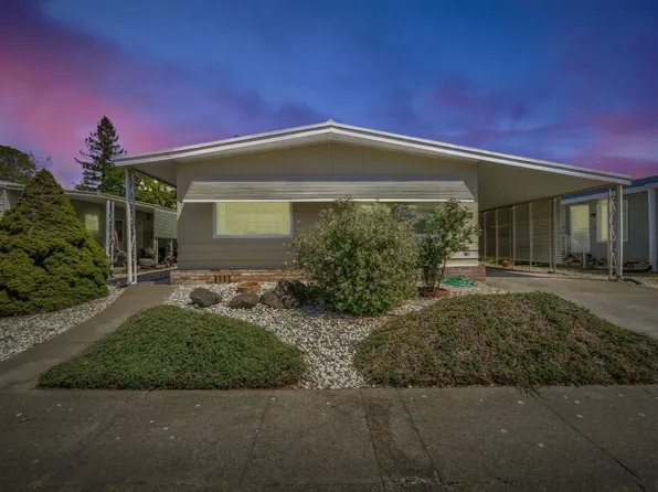 42 Westgate Circle, Santa Rosa, CA 95401