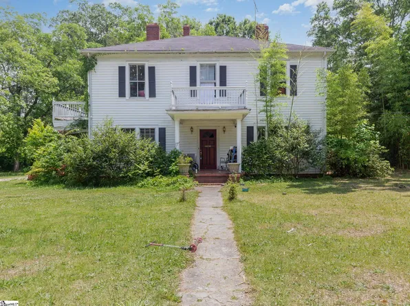 204 N Adair St, Clinton, SC 29325