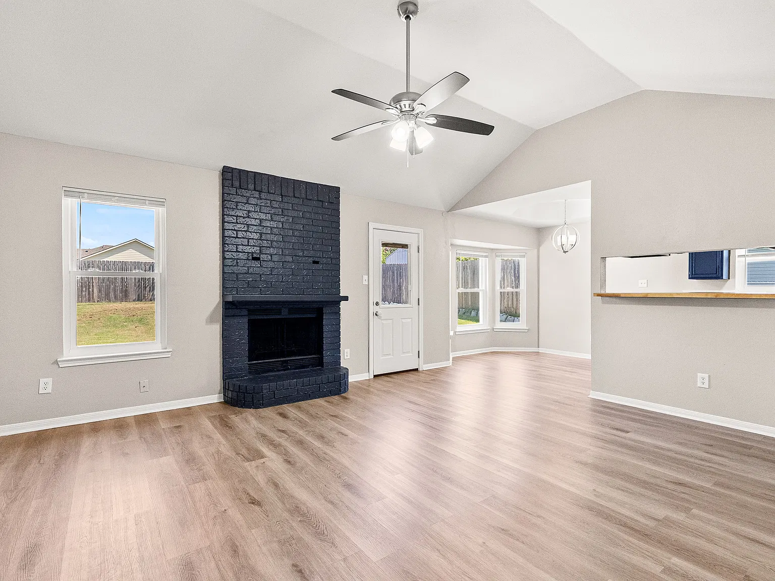 2703 Fieldstone Drive - 1 — Photo 3