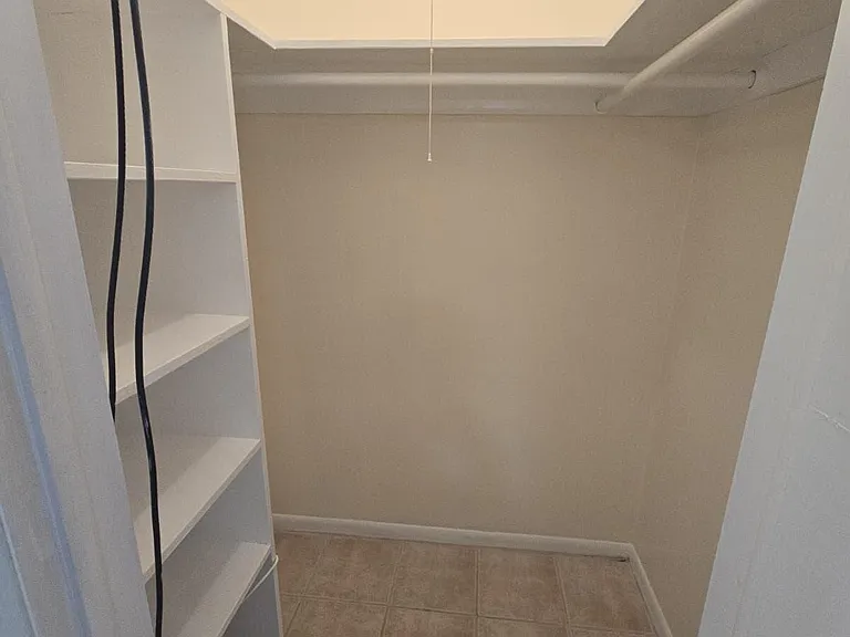 129 Hastings E #129 — Photo 9