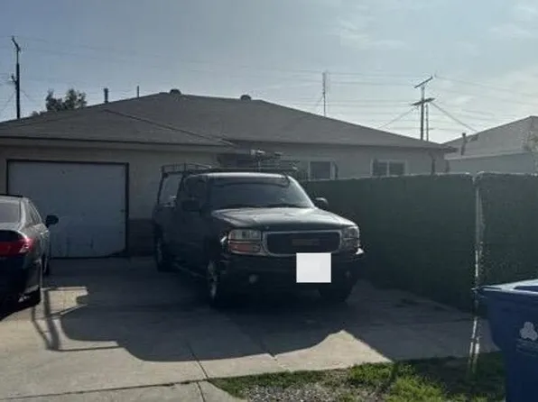 10844 Lull St, Sun Valley, CA 91352