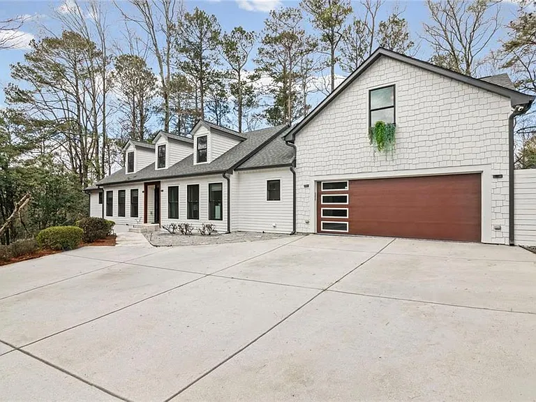 6260 River Overlook Dr NW — Photo 2