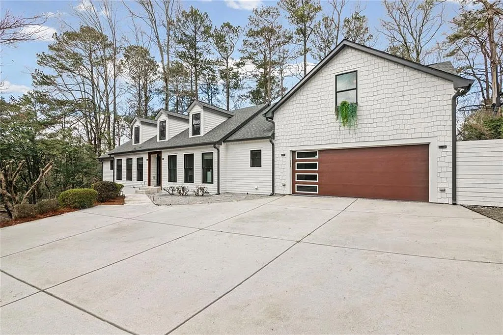 Building Photo - 6260 River Overlook Dr NW