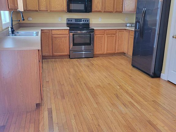 3rd image of 2676 Pillon Rd