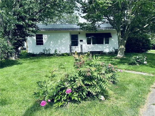 155 S Jackson St, Sabina, OH 45169