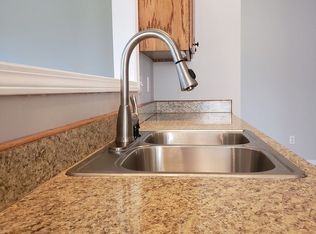 875 W Somerset Dr, Republic, MO 65738