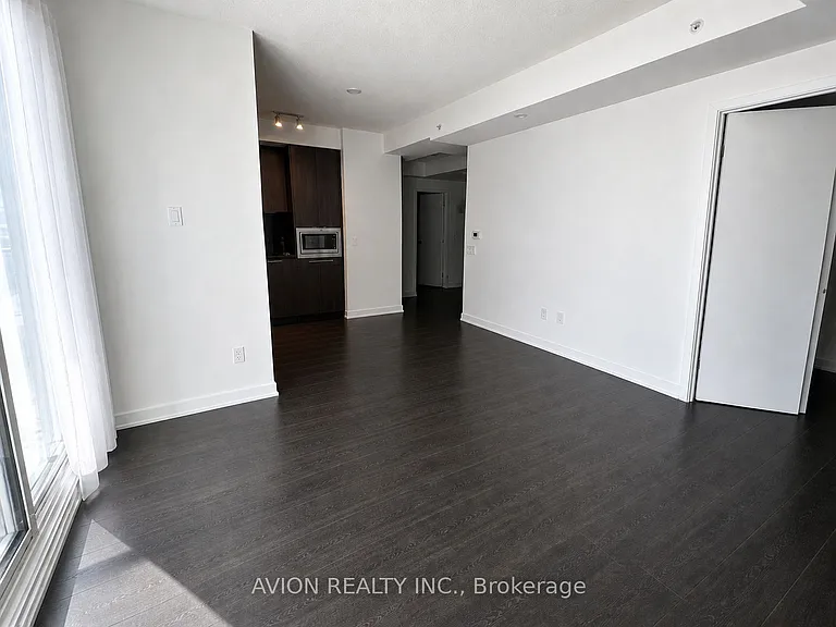 125 Blue Jays Way #4011 — Photo 3