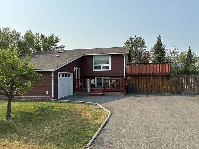 600 Mayfair Dr — Photo 13