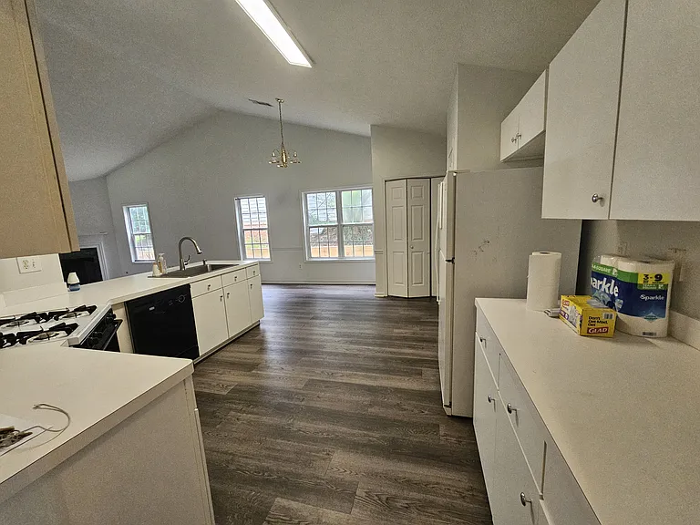 2590 Kentshire Way — Photo 15