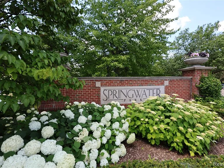 39460 Springwater Dr — Photo 40