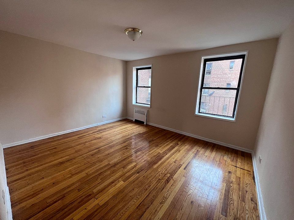 2nd image of 11 Fairview Ave #2F