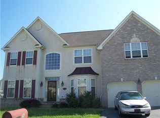 5 Latour Ln, Newark, DE 19702