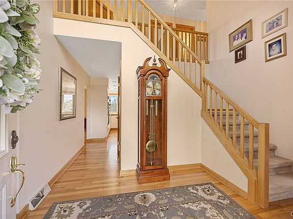 5th image of 4520 Red Spruce Ln