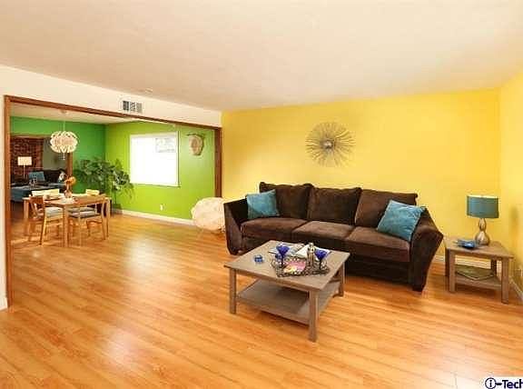 2nd image of 1526 S Stephora Ave