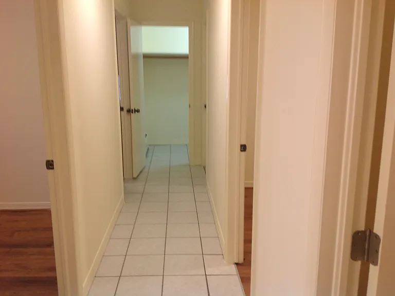 370 Capitol Ave #B — Photo 7