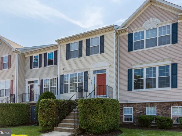 8605 Willow Leaf Ln, Odenton, MD 21113