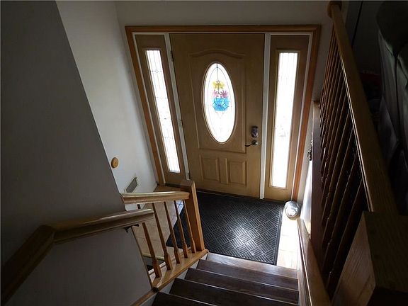 3rd image of 117 Cranberry Dr