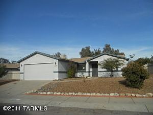 2nd image of 2608 W Lazybrook Dr