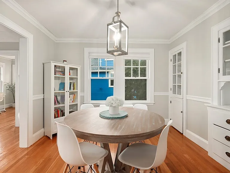 54 Edgecliff Rd #2 — Photo 6