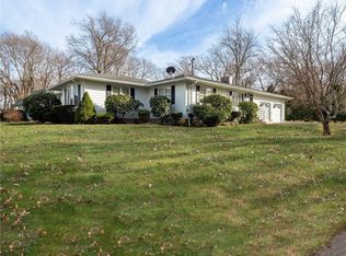 53 Forsythia Ln, Cranston, RI 02921