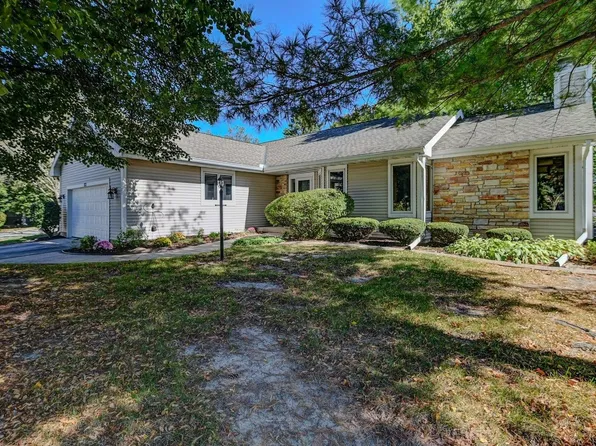 123 N Oak Grove Dr, Madison, WI 53717
