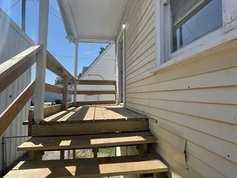 4517 S Shields Blvd #B — Photo 5