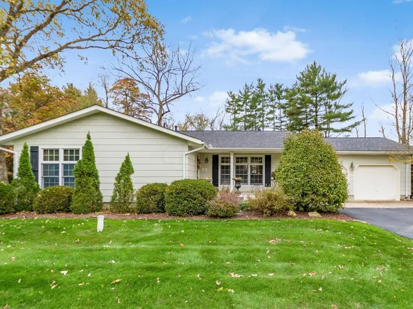 142 Dorrence Rd, Granville, OH 43023