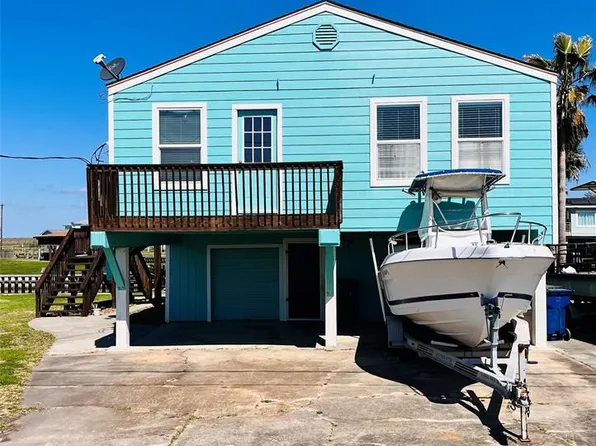 1537 Blue Water Drive, Freeport, TX 77541