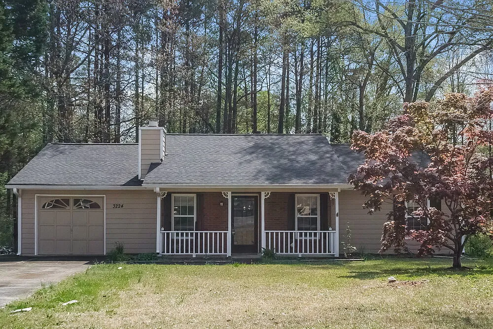3 bed, 2.0 bath, 1248 sqft, $1,770 — Photo 1